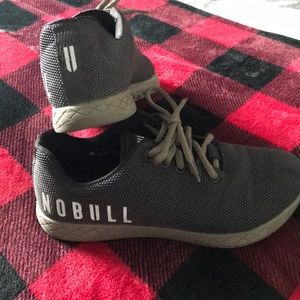 No bull lifting shoes